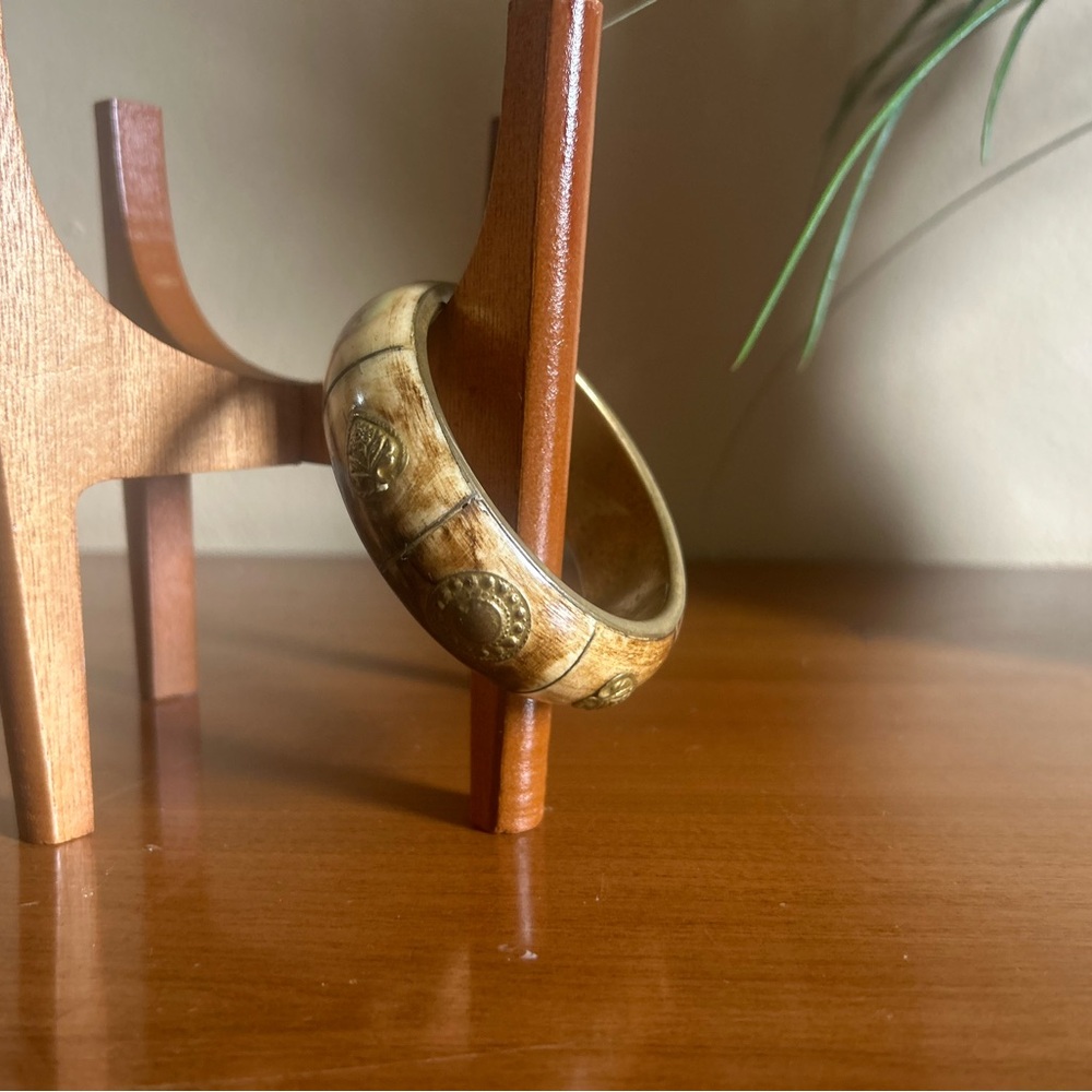 Vintage camel and brass bangle
